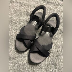 SKECHERS Black ULTRAFLEX 3.0 Hands-Free Sandals